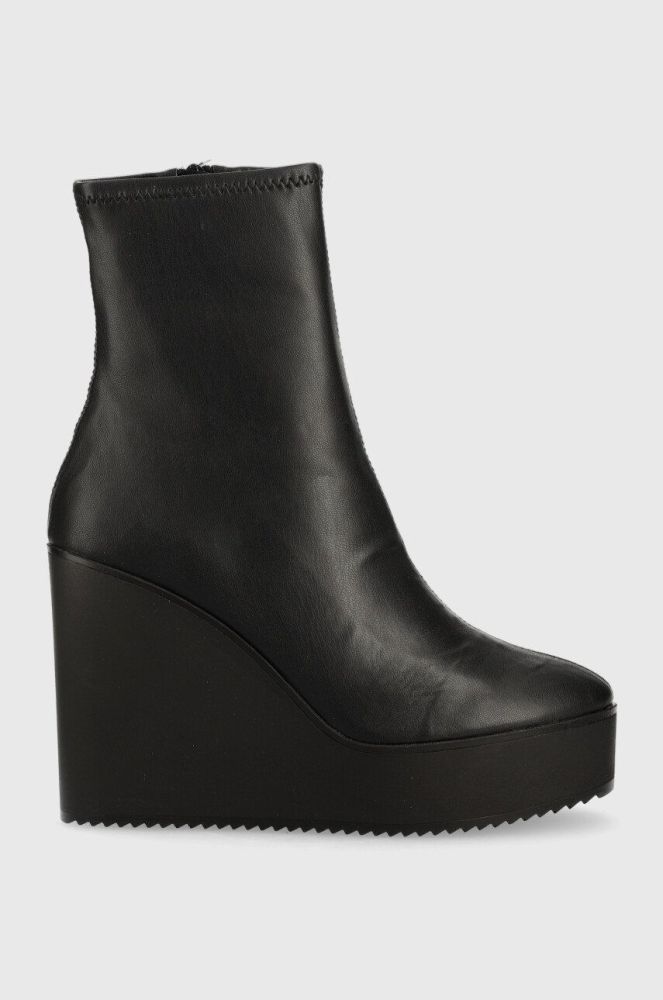 Черевики Steve Madden Jassy жіночі колір чорний на танкетці