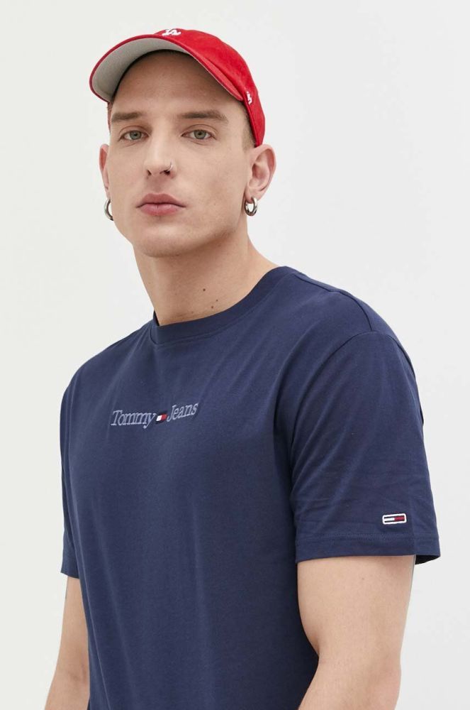 Бавовняна футболка Tommy Jeans колір синій візерунок (3246961)
