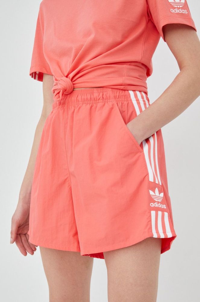 Шорти adidas Originals Adicolor HF7454 жіночі колір рожевий з аплікацією висока посадка