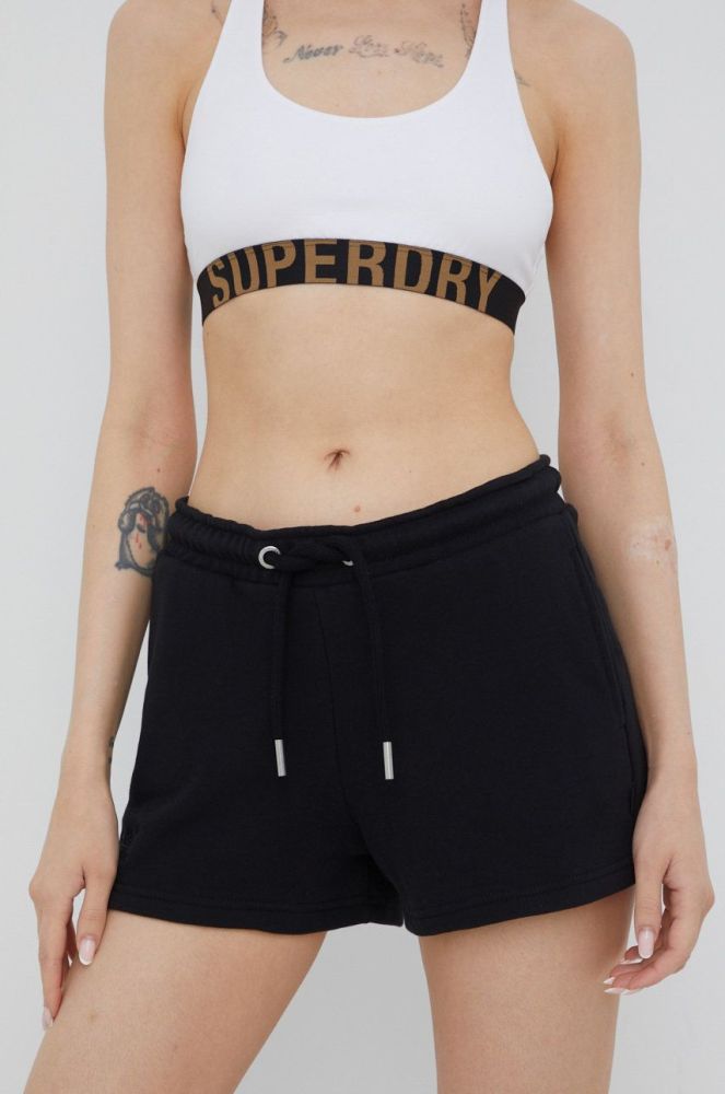 Шорти Superdry жіночі колір чорний однотонні середня посадка