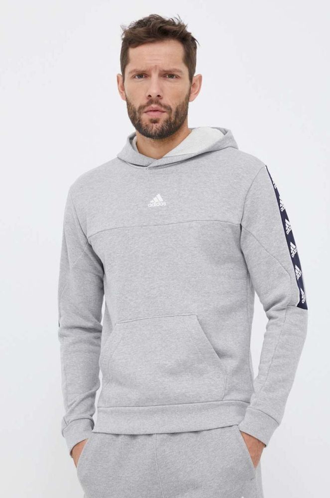Бавовняна кофта adidas чоловіча колір сірий з капюшоном з принтом (3233285)