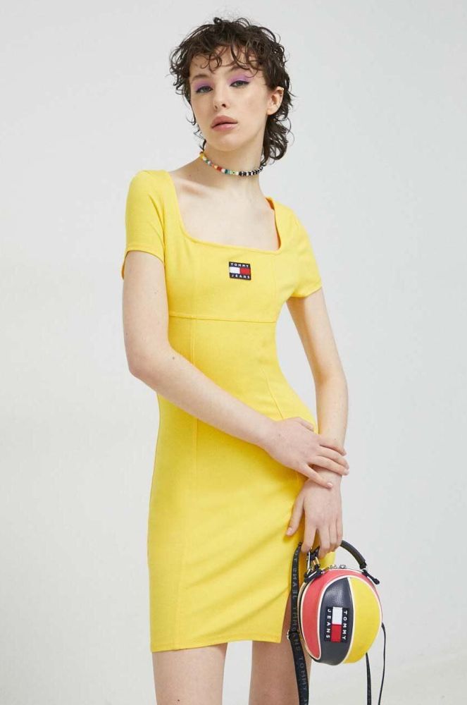 Сукня Tommy Jeans колір жовтий mini пряма