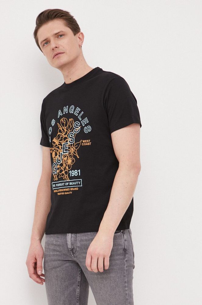 Бавовняна футболка Guess колір чорний з аплікацією (3182377)